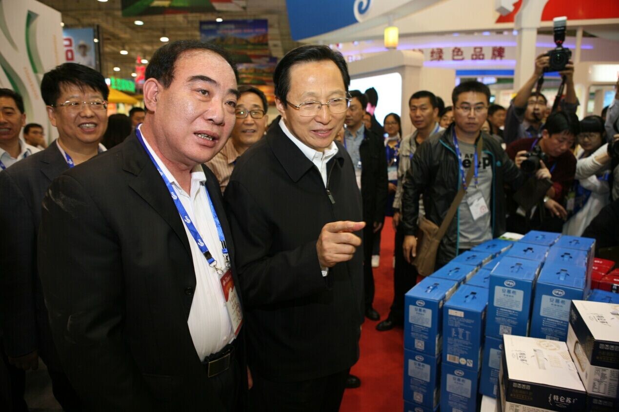 內(nèi)蒙古綠色農(nóng)畜產(chǎn)品在齊魯大地大放異彩---參加第十二屆中國國際農(nóng)產(chǎn)品交易會暨第三屆中國山東國際農(nóng)產(chǎn)品交易會紀(jì)實