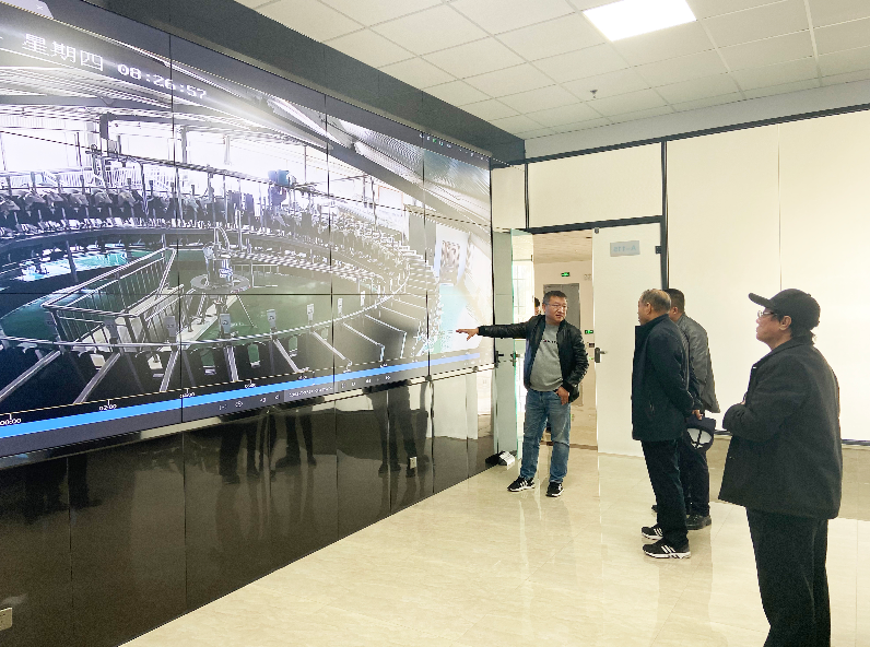 協(xié)會執(zhí)行會長林永亮一行到內(nèi)蒙古盛健生物科技有限責任公司參觀調(diào)研